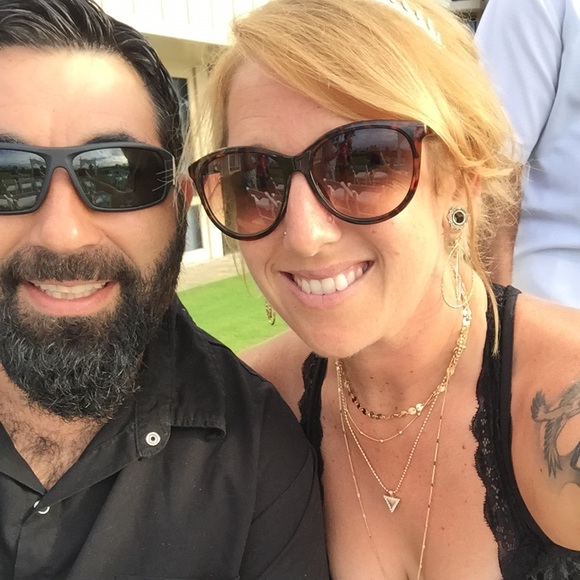 Meet your Posher, Leah - Picture 1 of 1